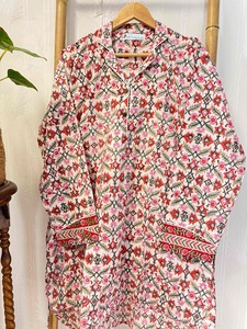 Conjunto de pijama con estampado floral para mujer, elegante y de la mejor calidad, ropa de descanso ligera con opciones de manga larga disponibles al mejor precio - Product Image 3