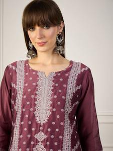 Kurtis Casuales de Moda para Mujer, Cómodos y Elegantes para Todo el Día, Disponibles al Mejor Precio - Product Image 4