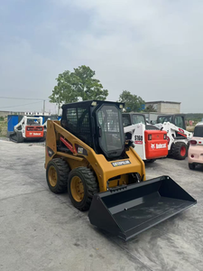 Minicargadora Usada CAT226B 236D 246D con Accesorios, Motor Perkins, Bomba de Caja de Cambios de Alta Eficiencia, Maquinaria para Movimiento de Tierras - Product Image 3