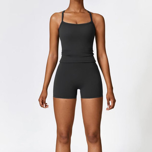 ชุดกีฬาผู้หญิงฤดูร้อน ผ้าฝ้าย 100% แบบไม่มีปก ถักทอ เสื้อแขนสั้น ระบายอากาศ กางเกงขาสั้นสำหรับวิ่งและปั่นจักรยาน ลายเรียบ สไตล์ลำลอง - Product Image 4