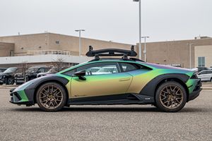 รถยนต์มือสองปี 2024 Huracan Sterrato ผ่านการตรวจสอบพร้อมจัดส่ง - Product Image 4
