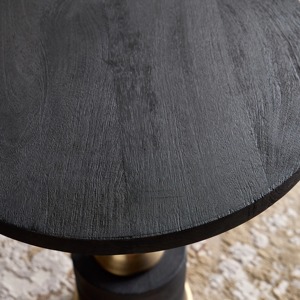 Mesa auxiliar moderna de forma cuadrada con tapa de cristal y base de metal, perfecta para sala de estar, cafetería, oficina y espacios elegantes de la India - Product Image 6