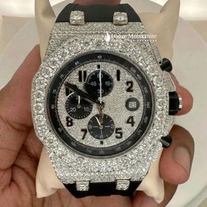 Montre connectée pour homme Bust Down en acier inoxydable avec écran AMOLED, chronographe, cadran serti de moissanite, bracelet en caoutchouc - Product Image 1