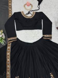 Ensemble Georgette Lehenga Majestic Threadwork Vêtements indiens - Product Image 2