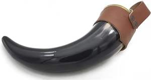 Support de tasse en corne de boisson viking naturelle, véritablement artisanal, avec sangle en cuir sculpté, technique animalière, imperméable, pour cadeaux d'affaires - Product Image 3