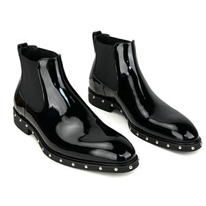 รองเท้าบูทหนังฟรอสต์แฟชั่นทรงกลางน่อง พร้อมหัวเข็มขัด ดีไซน์น้ำหนักเบา เหมาะสำหรับใส่ในฤดูหนาวและเป็นรองเท้าสำหรับงานปาร์ตี้ - Product Image 4