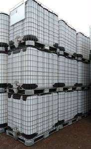 Réservoir de stockage de liquides IBC de 1000 L, conteneur intermédiaire en HDPE avec valve de fond, cage en acier et palette - Product Image 6