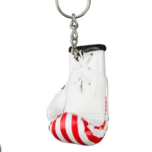 Porte-clés en cuir végétalien véritable détachable avec logo personnalisé Style boxe vintage Porte-clés imprimé cadeau à sangle en métal personnalisé - Product Image 3