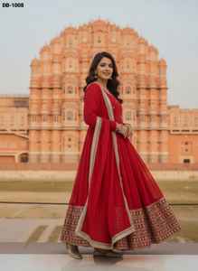 Robes Anarkali rouges prêtes à porter de style indien et pakistanais les plus belles avec broderie, séquence, zari et travail de codding - Product Image 2