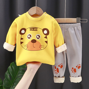Atacado de Roupa Íntima Infantil Nova Coleção 2025: Conjunto de Pijama Quente de Inverno com Estampa de Desenho Animado e Forro de Flanela para Meninos e Meninas (2 Peças) - Product Image 6