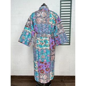 Kimono long réversible Kantha Pur pour femme, veste vert pastel, motif singe, en coton, paréo de plage - Product Image 6
