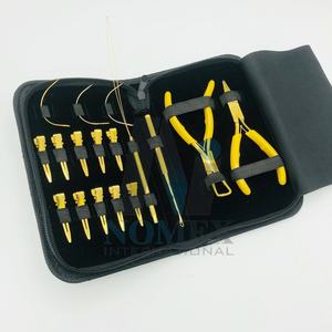 Kit d'outils de pose d'extensions capillaires de haute qualité pour étudiants, avec pinces, clips, aiguilles, outils à boucle et crochet, revêtement couleur or plasma - Product Image 1