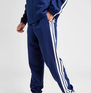 ชุดวอร์มกีฬาแบบมีแถบข้างสั่งทำคุณภาพสูง 2 ชิ้น ชุดจ็อกเกอร์ ดีไซน์เสื้อคาร์ดิแกนมีซิป ชุดออกกำลังกายฤดูหนาวสำหรับผู้ชาย โดย Ako - Product Image 4