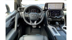 Lexus LX 700h F SPORT 2025 Seminuevo en Excelentes Condiciones - Product Image 3