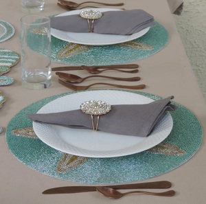 Mantel Individual de poliéster elegante con cuentas de vidrio redondas, diseño único especial de invierno festivo para bodas, fiestas, impresiona a tus invitados - Product Image 4