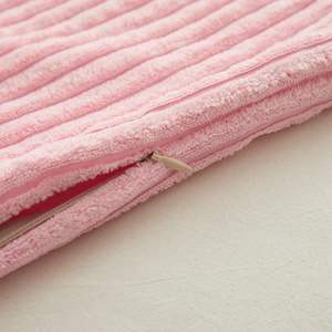 Fundas de cojín a rayas, 7 opciones de color, 18 x 18 pulgadas, cojines con estampado de hojas florales para sala de estar, cojín decorativo, solo 2 fundas - Product Image 1