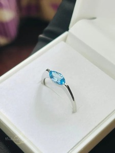 Bague Chrétienne en Argent Sterling 925 avec Topaze Bleue Naturelle, Coupe Marquise Vintage, Sertissage Invisible, Modèle Simple et Magnifique de Mehrajudin Gems - Product Image 2