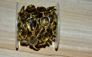 Chaîne de chapelet de lunette de pierres précieuses en quartz fumé naturel plaqué or de qualité supérieure, chaîne de connecteur pour la fabrication de bijoux au prix de gros - Product Image 4