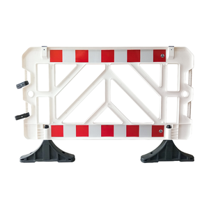 Borne de sécurité blanche 150x100cm, type poteau de délimitation, barrière de sécurité et de circulation pour événements - Product Image 1