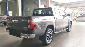 Toyota Hilux REVO 2024 Doble Cabina 2.8L Turbo Diésel, Versión Completa, Impecable, Autos Usados Listos para Enviar - Product Image 2