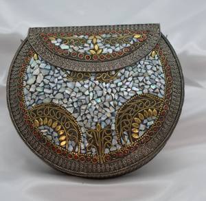 Luxury Velvet <b>Women</b> Clutch <b>Gold</b> Chain Strap - Product Image 1