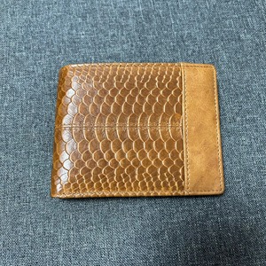 Portefeuille en cuir véritable fin à double pliage prêt à être expédié avec blocage RFID, broderie classique pour homme - Product Image 2