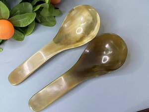 Cuchara personalizable elegante para cuenco de cuerno de Búfalo, Mini cuchara de cuerno personalizada sostenible, cuerno clásico para el hogar de la India - Product Image 2