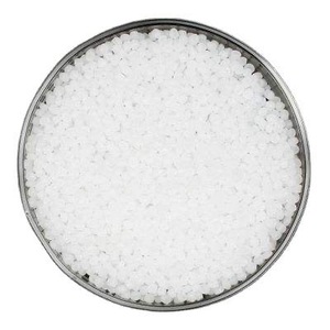 Granulés de polyéthylène recyclé pour une fabrication de plastique durable et économique - Product Image 2