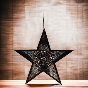 Support en forme d'étoile de lanterne de bougie de revêtement de poudre noire de fer en métal suspendu simple pour la décoration intérieure pour les mariages et l'utilisation de lampe - Product Image 2