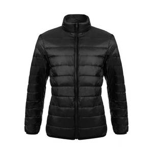 Veste matelassée noire pour homme à col montant et fermeture éclair, coupe-vent, décontractée, pour l'hiver, en polyester rembourré, coupe classique, couleur unie - Product Image 3