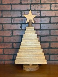 Árbol de Navidad de madera maciza 2024 con calidad Premium para decoración de festivales a un precio asequible - Product Image 3