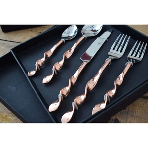 Set de couverts design moderne, couleur argent, en acier inoxydable, avec miroir, vaisselle idéale pour les mariages - Product Image 6
