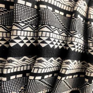 Nappe tissée à la main en tissu jacquard poly coton teint en fil de style ethnique et tissu d'ameublement pour vestes spéciales sacs - Product Image 6