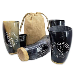 Verre à cornes religieux écologique personnalisé avec un style animal viking, fabriqué à la main en matériaux organiques pour la bière, le vin, le thé et l'eau - Product Image 6