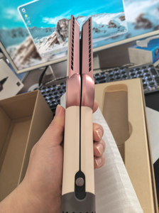 Salon-Grade <b>Hair</b> <b>Straightener</b> with Ceramic Handle Electric Power Source for Household and Hotel Use - Product Image 2