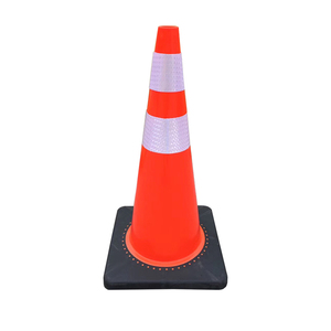 مخاريط حركة آمنة باللون البرتقالي ومثلثات مواقف سيارات مطاطية للطرق السريعة مع عاكس أبيض للبيع بالجملة - Product Image 3