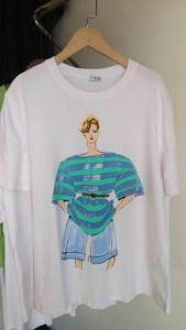 Vente en gros T-shirt de luxe 100% coton pour femmes Impression numérique de haute qualité au design moderne et à la mode pour l'été - Product Image 5