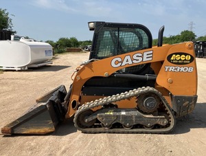 2021 Case TR310B Compact Track Loader-Potencia eficiente y precisión con accesorio de cubo - Product Image 6