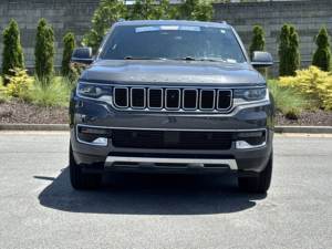 Jeep Wagoneer Serie III 2022 Usado en Buen Estado - Product Image 2