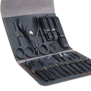 Kit de manucure professionnel personnalisé avec logo, en acier inoxydable, outils classiques de soin des ongles, coupe-ongles 4 en 1, léger, pour adultes, haute qualité - Product Image 1