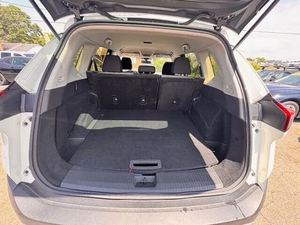 NISSAN ROGUE SV AWD 2023 USADO, Volante a la Izquierda/Derecha - Product Image 2