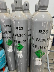 Gas Refrigerante para Aire Acondicionado de Automóviles R1234yf, HFO 1234yf para Autos - Product Image 3
