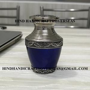 Urnes de crémation Urnes de crémation en métal en laiton pour garder les cendres humaines Fabricant de cendres d'urne de crémation en gros par le fournisseur indien - Product Image 5