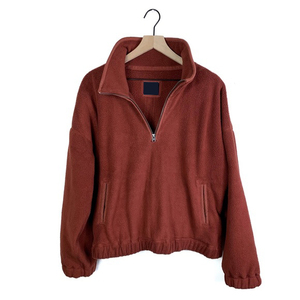 Veste polaire personnalisée pour femmes, veste en laine polaire brodée résistante au vent pour l'extérieur pour la saison d'hiver - Product Image 2