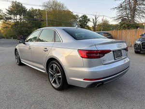 Audi A4 AWD 7 vitesses automatique, best-seller 2017 - Product Image 3