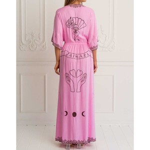 Kimono long pour femme, doux et fluide, avec une coupe décontractée et un style intemporel pour un dressing contemporain - Product Image 3