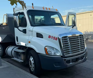 พร้อมทำงาน 2015 รถบรรทุกมือสอง Freightliner Cascadia พร้อมส่งทั่วโลก - Product Image 3