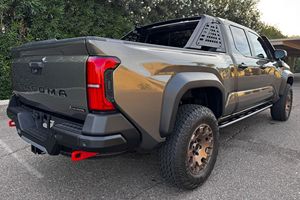 Ready to Ship EXTREMELY CLEAN 2025 TOY0TA TACOMA TRAILHUNTER DOUBLE CAB 3 years warranty - Product Image 5