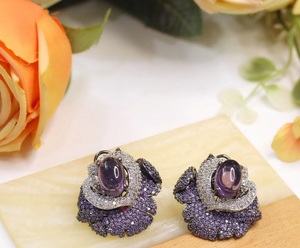 ต่างหูหินเพทายสีเงินสวยๆพร้อมต่างหูหินสำหรับผู้หญิงเหมาะสำหรับใส่ไปปาร์ตี้ตอนเย็น - Product Image 3