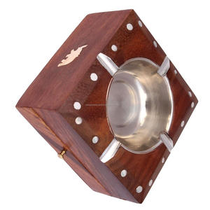 Cenicero de Madera Maciza Pulida Estilo Antiguo Personalizado con Cuatro Ranuras y Tallado para Decoración del Hogar - Product Image 2